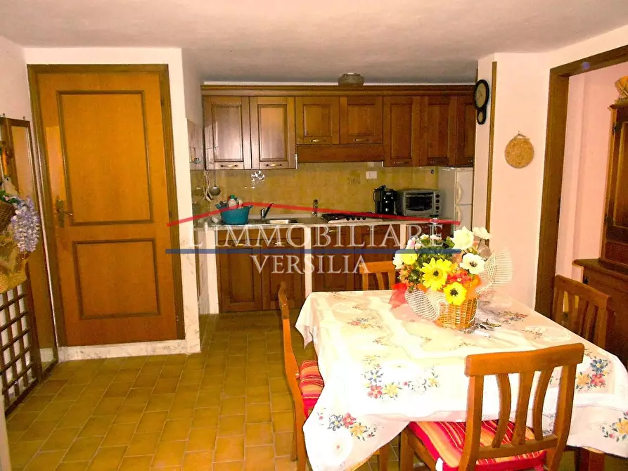 Immagine 21 di Appartamento in vendita  a Carrara