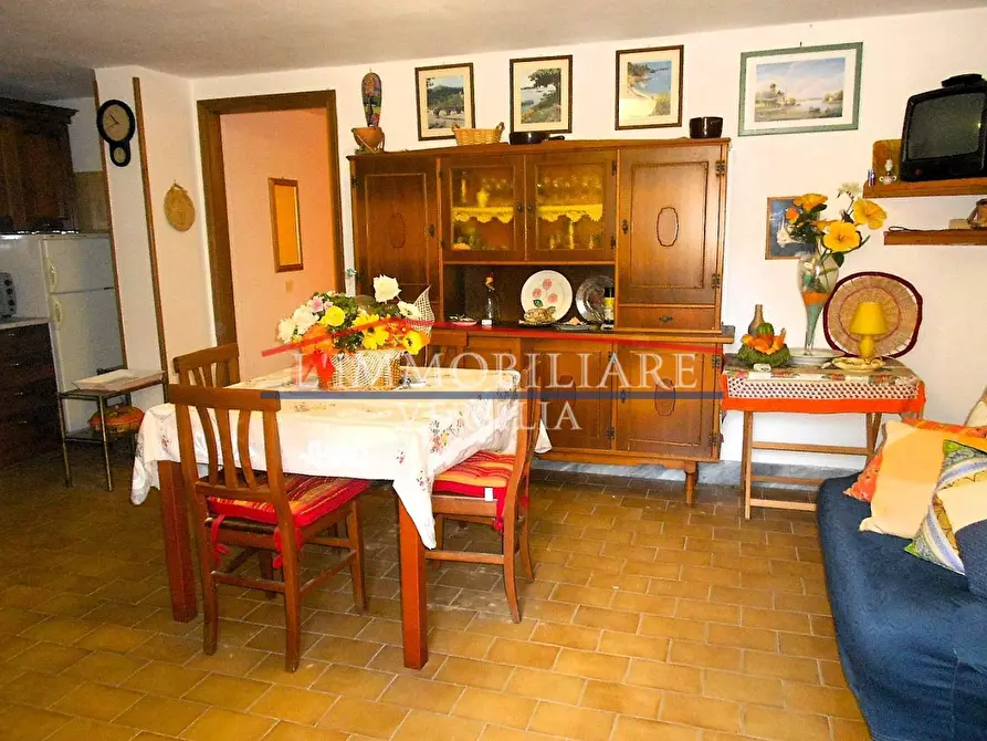 Immagine 16 di Appartamento in vendita  a Carrara