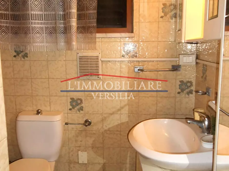 Immagine 33 di Appartamento in vendita  a Carrara