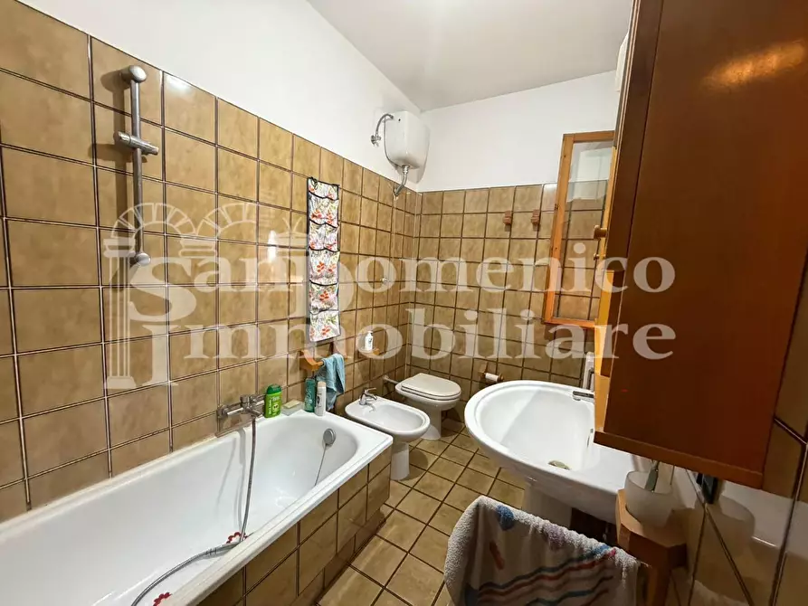 Immagine 8 di Appartamento in vendita  a Cascina