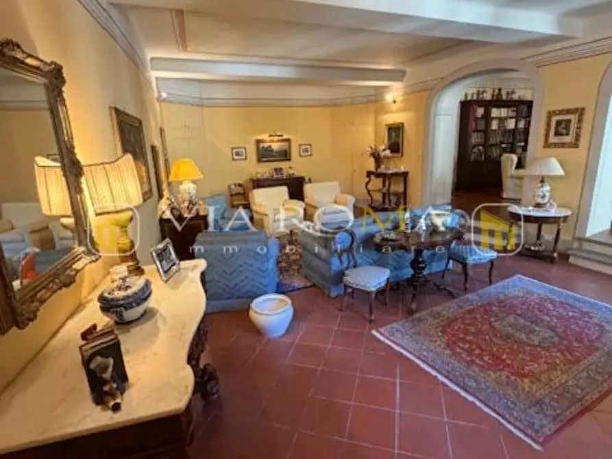 Immagine 3 di Appartamento in vendita  a Lucca