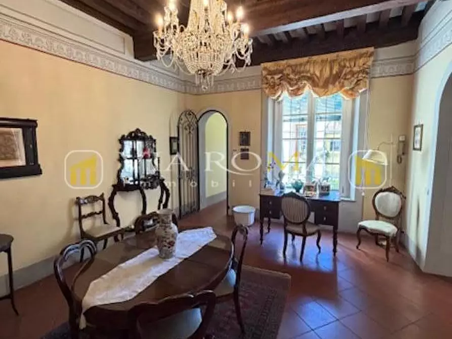 Immagine 1 di Appartamento in vendita  a Lucca