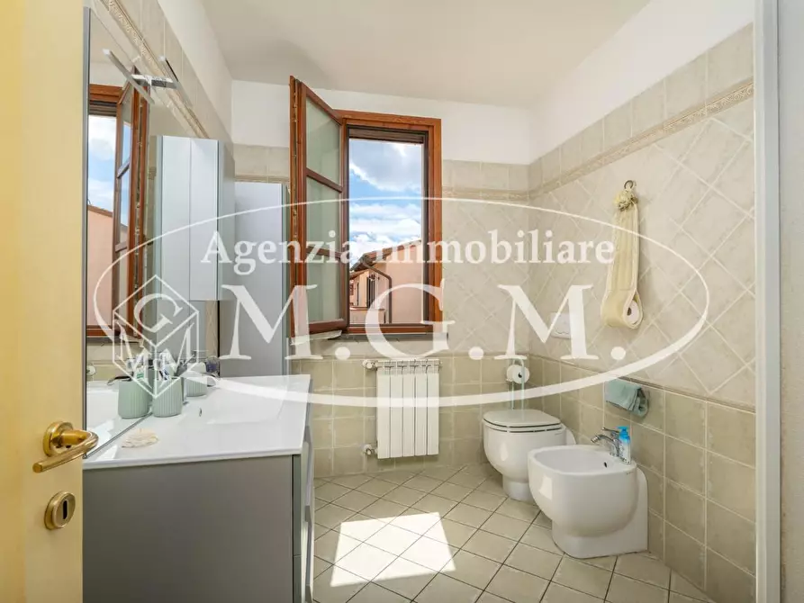 Immagine 35 di Casa bifamiliare in vendita  a Calcinaia