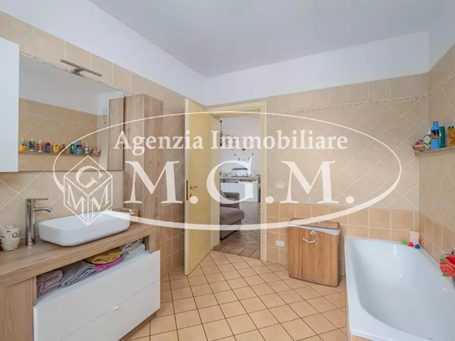 Immagine 25 di Casa bifamiliare in vendita  a Calcinaia