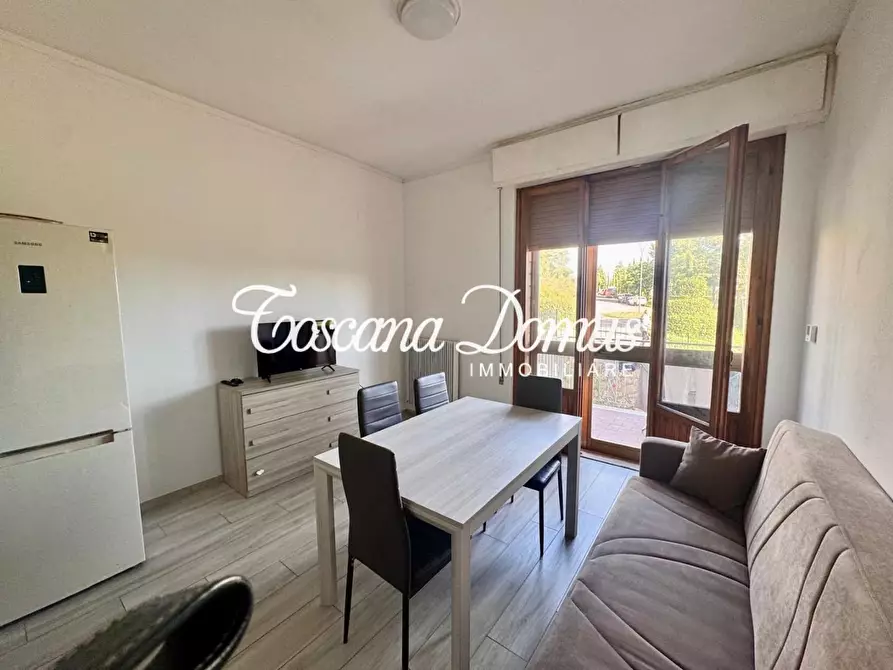 Immagine 1 di Appartamento in vendita  a Siena