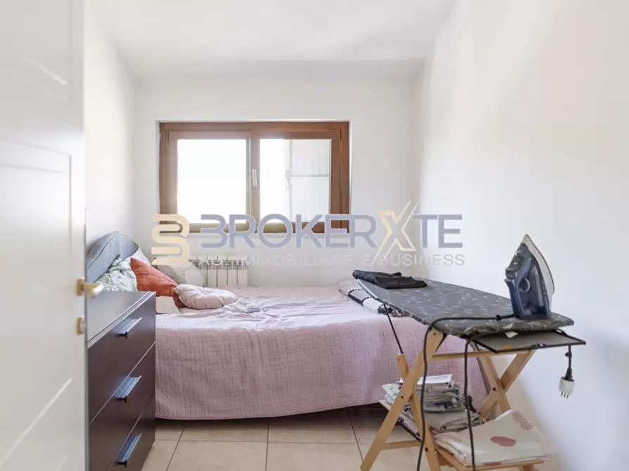 Immagine 17 di Appartamento in vendita  a Ortonovo