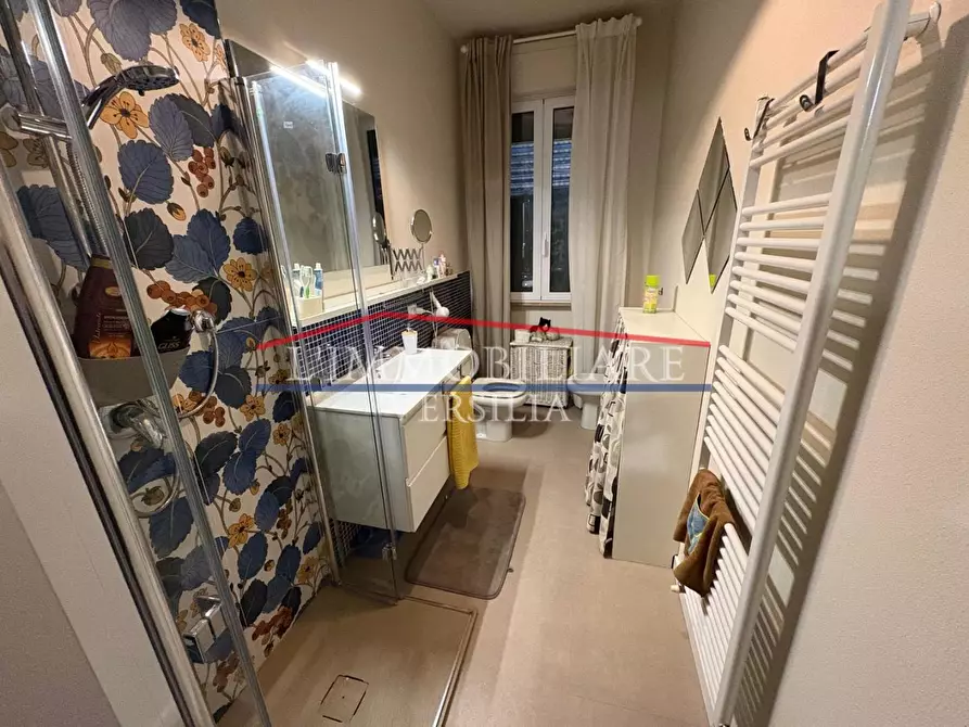 Immagine 21 di Appartamento in vendita  a Montignoso