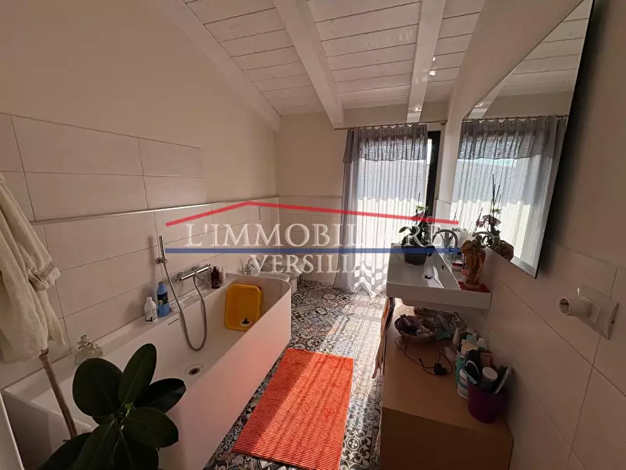 Immagine 23 di Villetta a schiera in vendita  a Massa