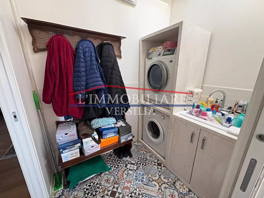 Immagine 26 di Villetta a schiera in vendita  a Massa