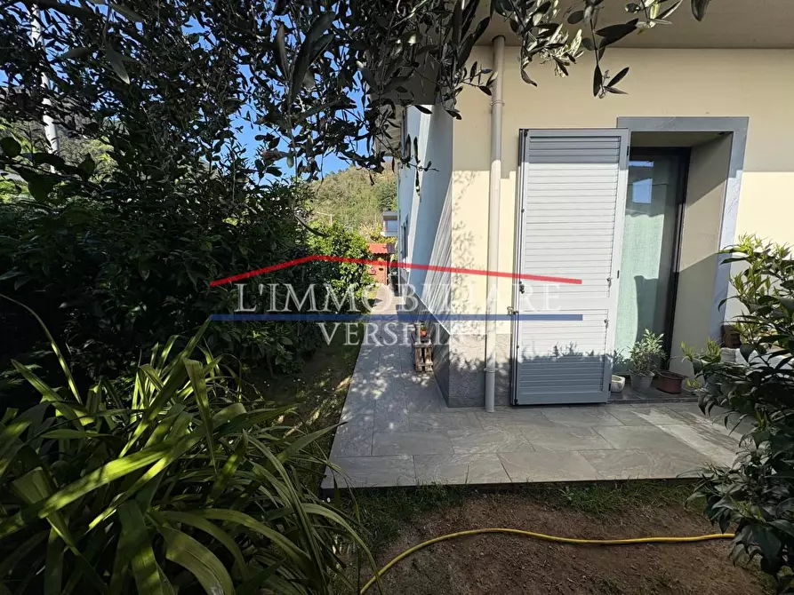 Immagine 7 di Villetta a schiera in vendita  a Massa