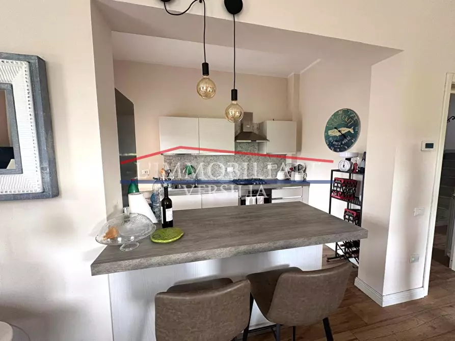 Immagine 12 di Casa bifamiliare in vendita  a Montignoso