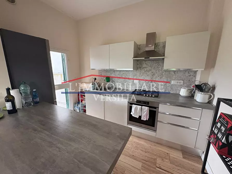 Immagine 13 di Casa bifamiliare in vendita  a Montignoso