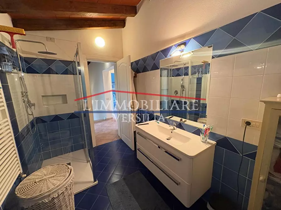 Immagine 29 di Casa bifamiliare in vendita  a Montignoso