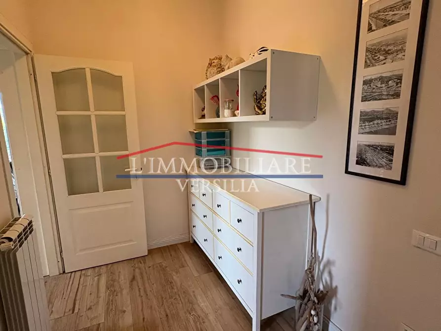 Immagine 21 di Casa bifamiliare in vendita  a Montignoso