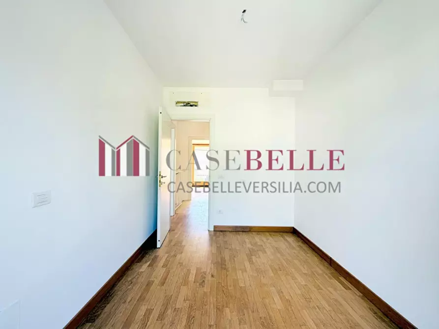 Immagine 26 di Casa bifamiliare in vendita  a Camaiore