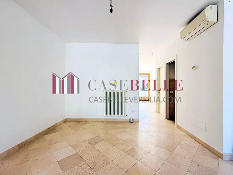 Immagine 7 di Casa bifamiliare in vendita  a Camaiore