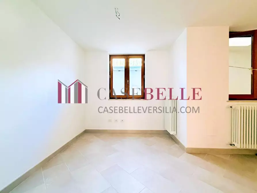 Immagine 20 di Casa bifamiliare in vendita  a Camaiore