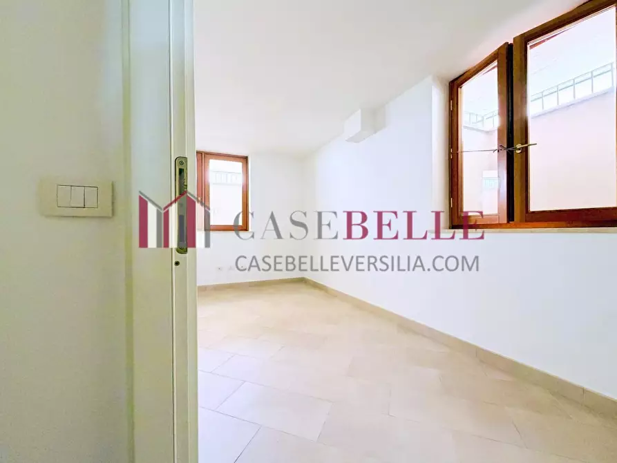 Immagine 14 di Casa bifamiliare in vendita  a Camaiore