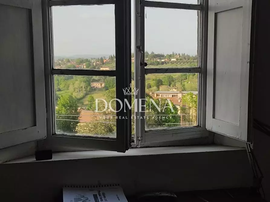 Immagine 5 di Appartamento in vendita  a Siena