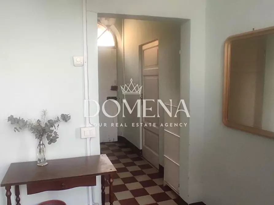 Immagine 10 di Appartamento in vendita  a Siena
