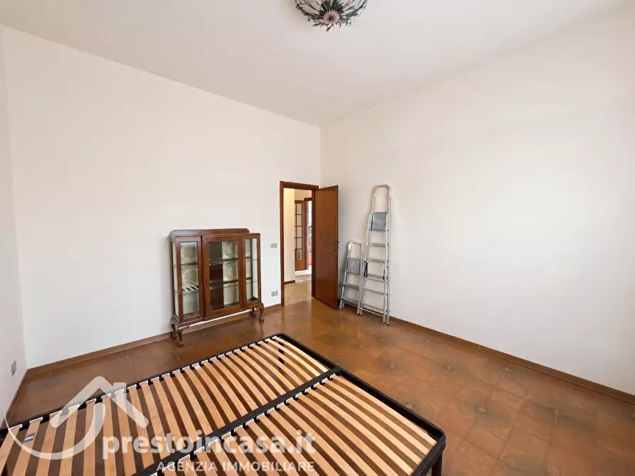 Immagine 21 di Appartamento in vendita  a Viareggio
