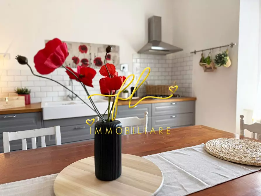 Immagine 12 di Casa indipendente in vendita  a Rosignano Marittimo