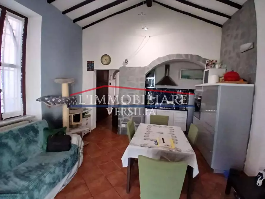 Immagine 3 di Casa indipendente in vendita  a Massa