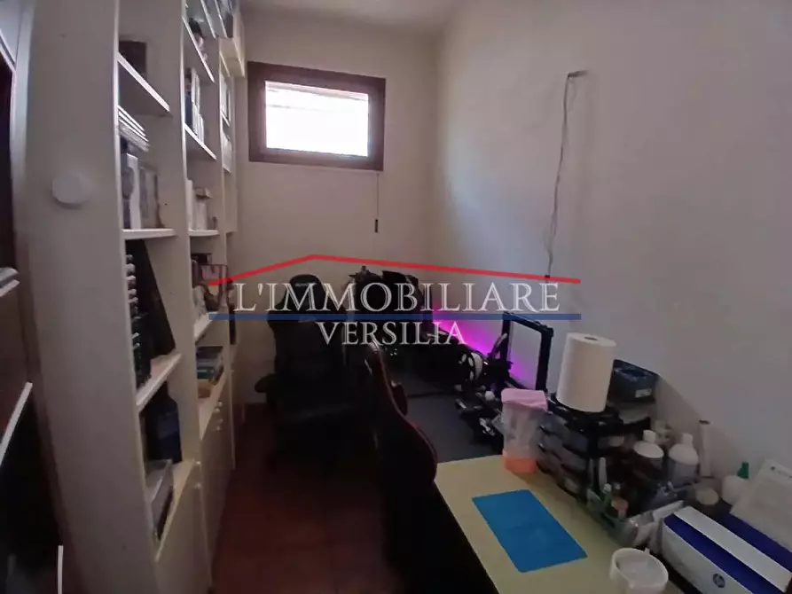 Immagine 11 di Casa indipendente in vendita  a Massa
