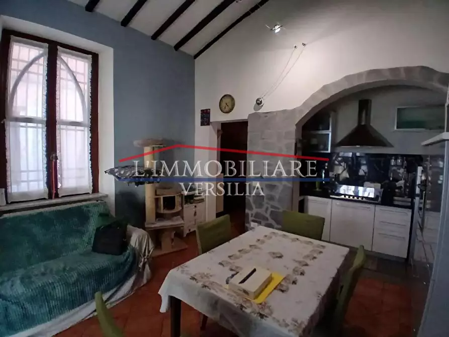 Immagine 4 di Casa indipendente in vendita  a Massa