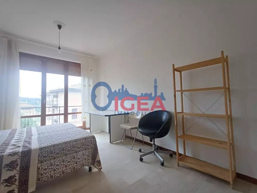 Immagine 5 di Appartamento in vendita  a Siena