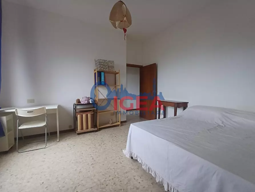 Immagine 12 di Appartamento in vendita  a Siena