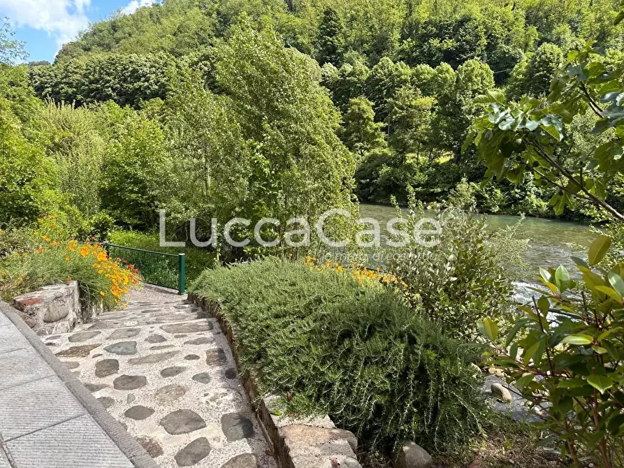 Immagine 21 di Casa indipendente in vendita  a Bagni Di Lucca