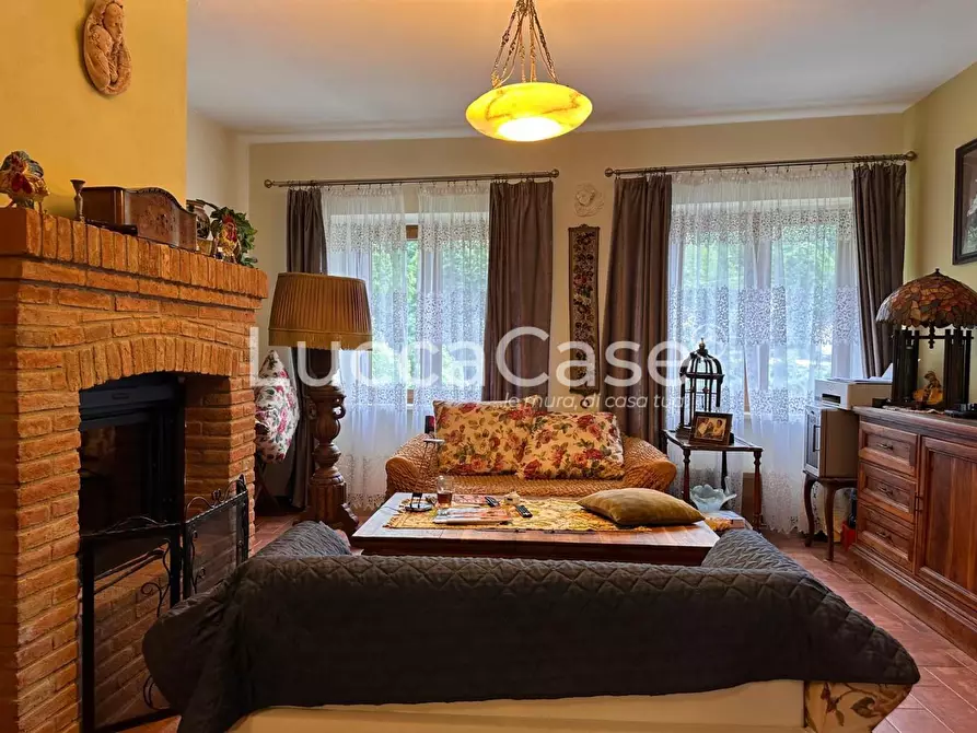 Immagine 4 di Casa indipendente in vendita  a Bagni Di Lucca