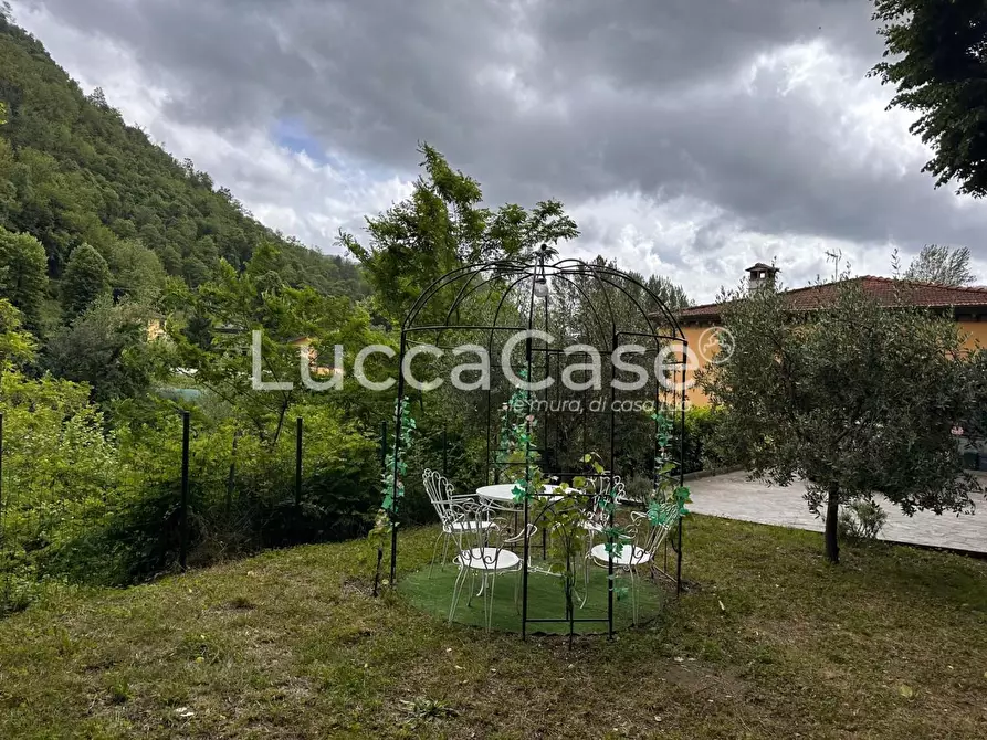 Immagine 29 di Casa indipendente in vendita  a Bagni Di Lucca