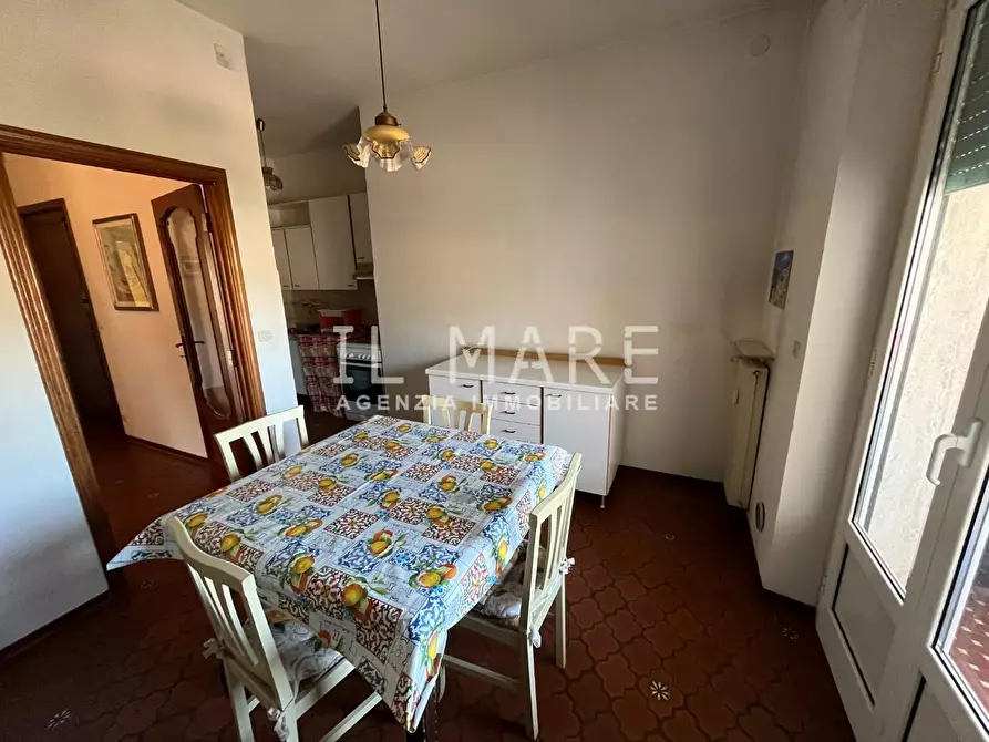 Immagine 8 di Appartamento in vendita  a Massa