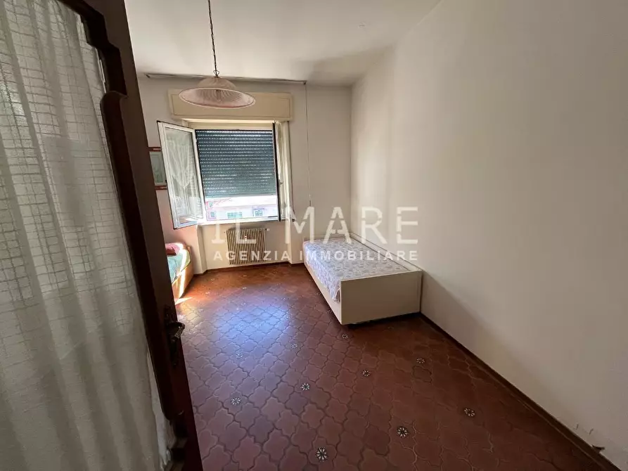 Immagine 13 di Appartamento in vendita  a Massa