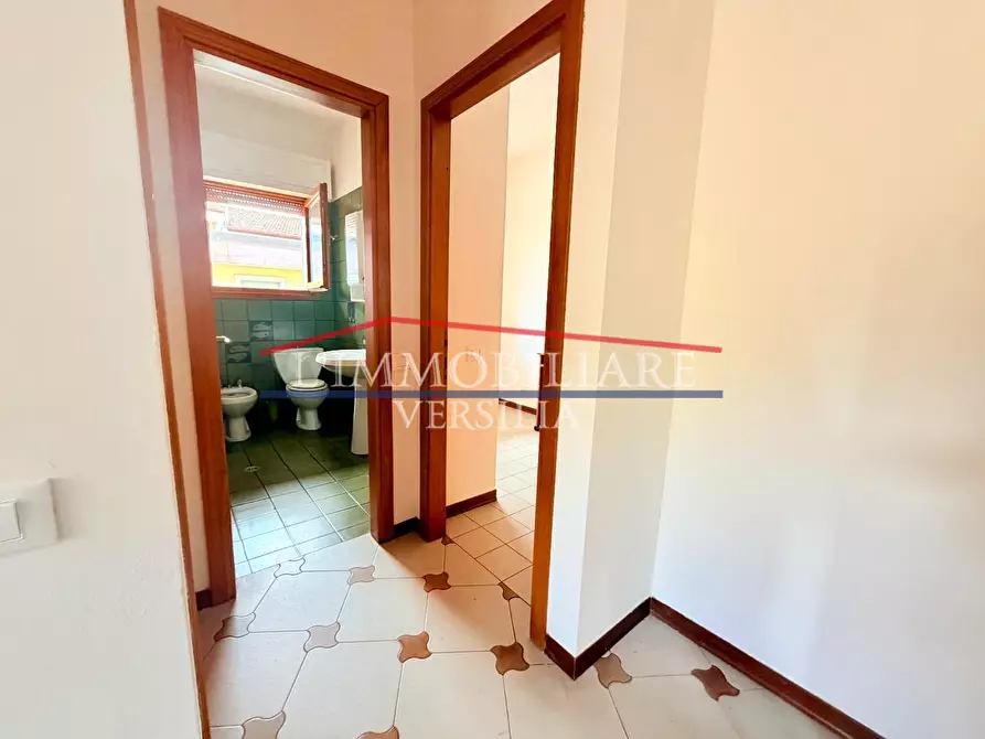 Immagine 9 di Appartamento in vendita  a Massa