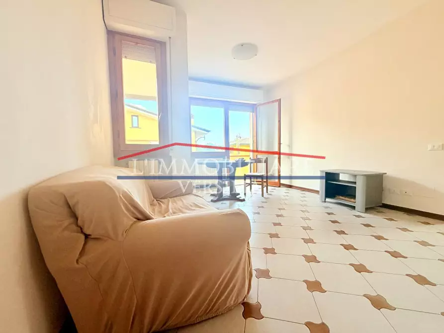 Immagine 2 di Appartamento in vendita  a Massa