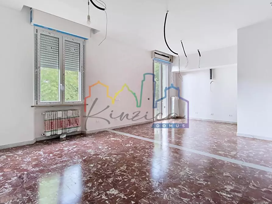 Immagine 1 di Appartamento in vendita  a Pisa