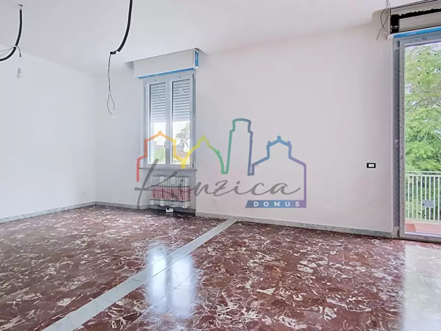 Immagine 2 di Appartamento in vendita  a Pisa