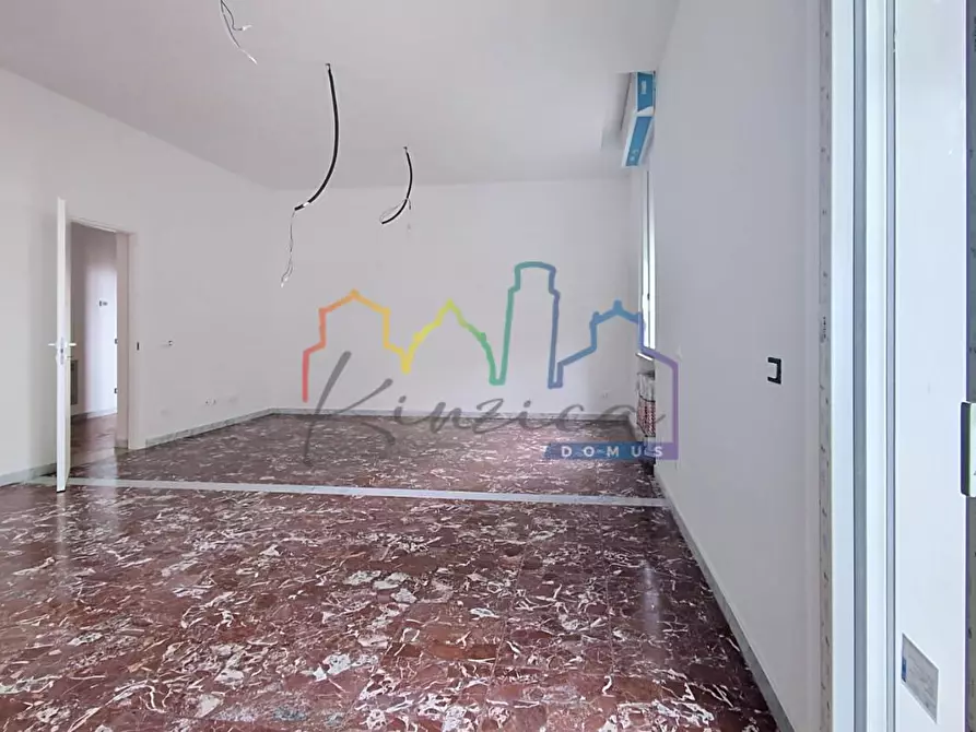 Immagine 4 di Appartamento in vendita  a Pisa
