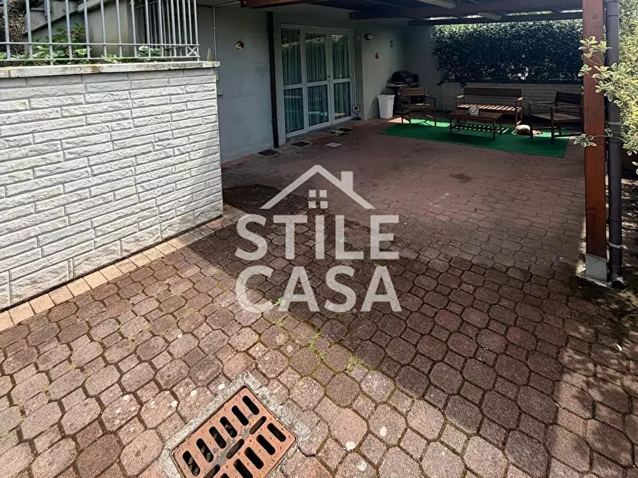 Immagine 38 di Villetta a schiera in vendita  a Castelfranco Di Sotto