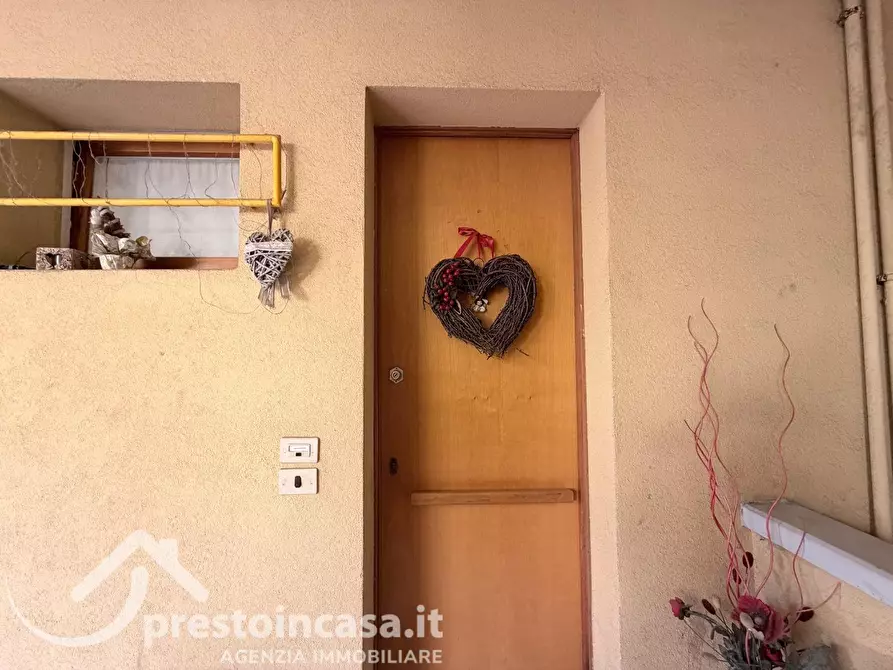 Immagine 23 di Appartamento in vendita  a Viareggio