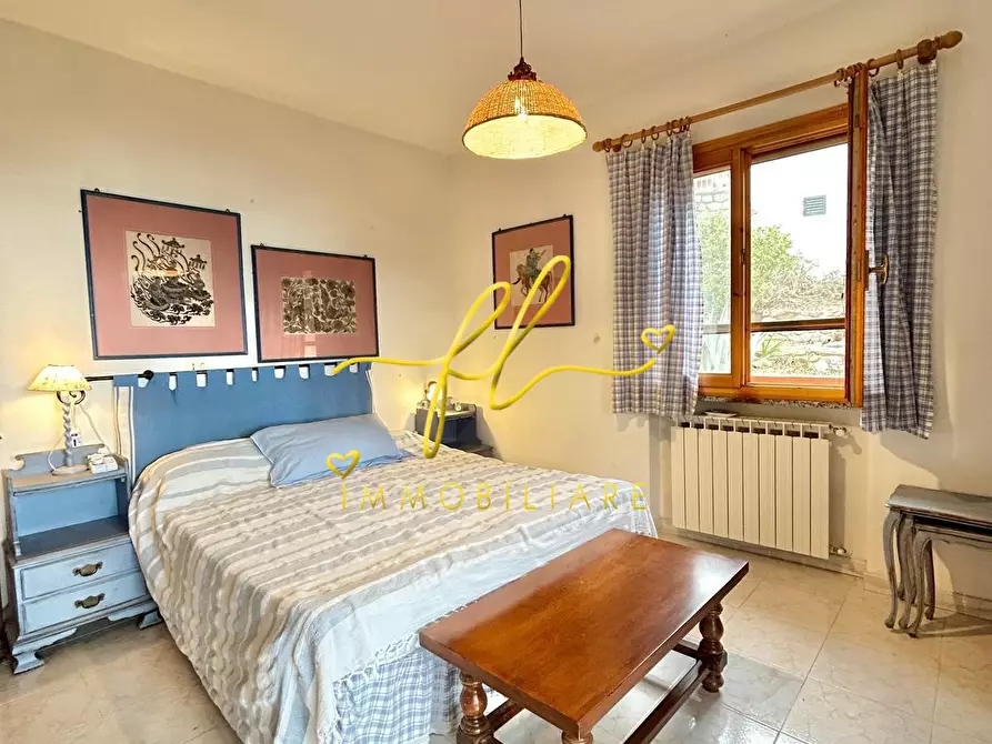Immagine 4 di Appartamento in vendita  a Marciana