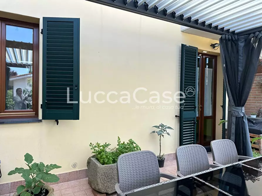 Immagine 28 di Villetta a schiera in vendita  a Altopascio