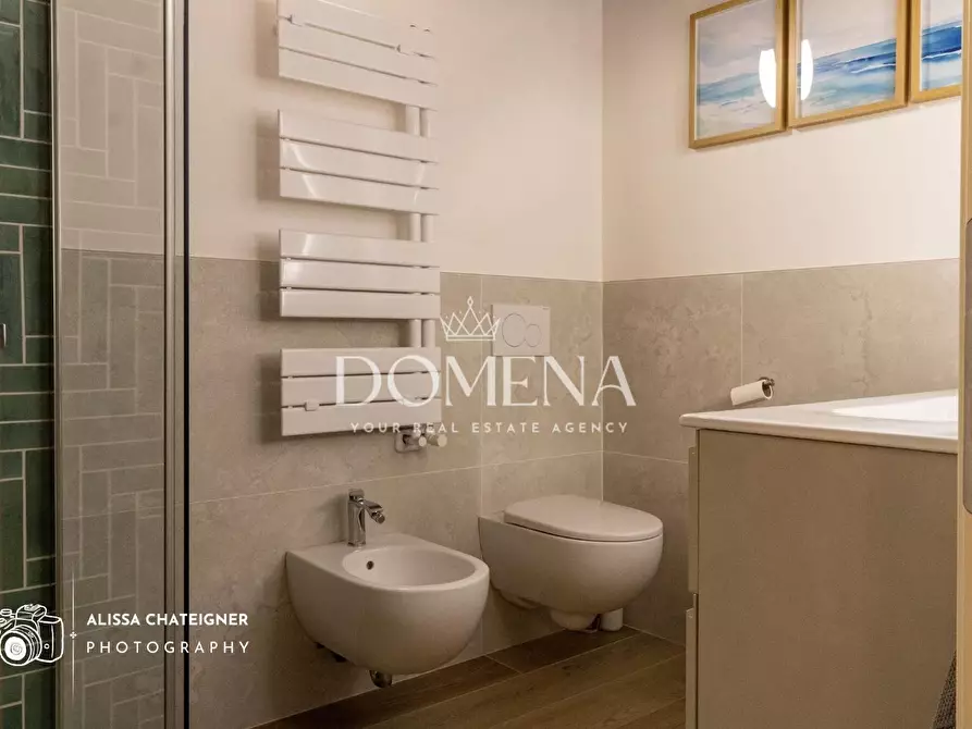 Immagine 38 di Appartamento in vendita  a Siena