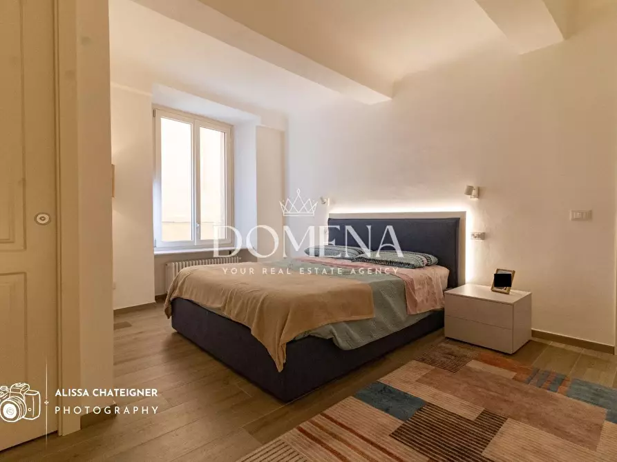 Immagine 48 di Appartamento in vendita  a Siena