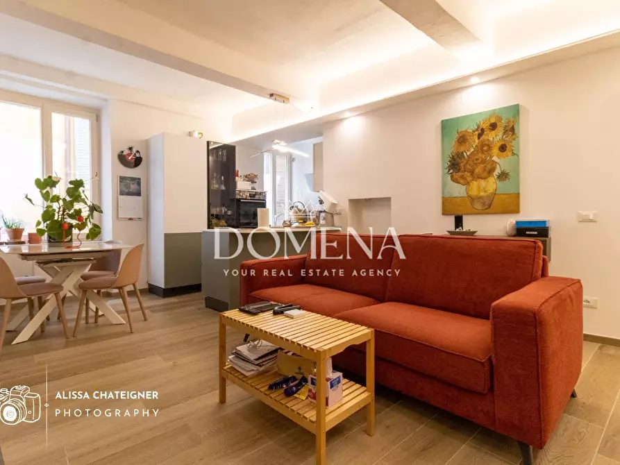Immagine 1 di Appartamento in vendita  a Siena