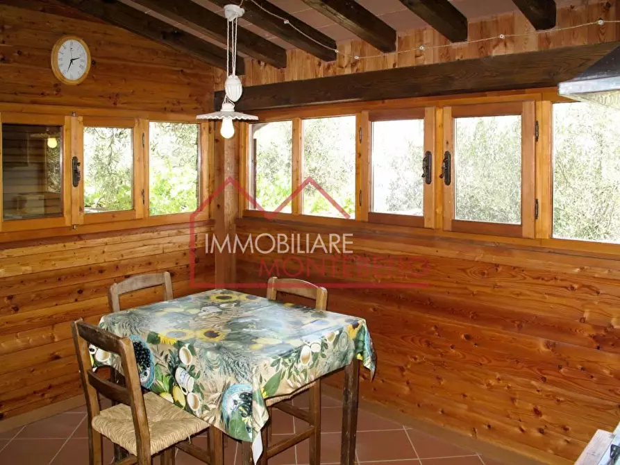 Immagine 40 di Rustico / casale in vendita  a Camaiore
