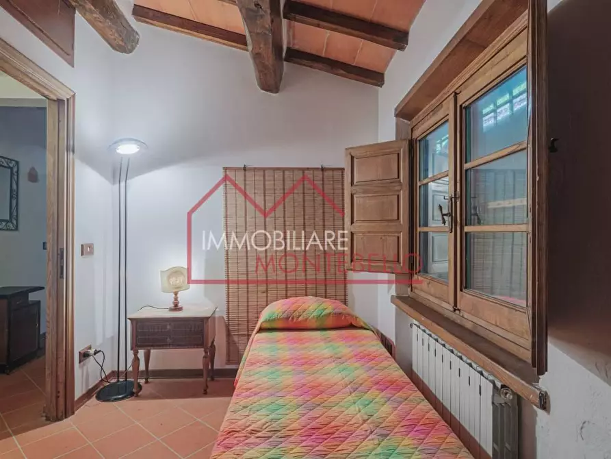 Immagine 30 di Rustico / casale in vendita  a Camaiore